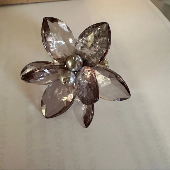 Flower Ring with Faceted Acrylic Petals and Faux Pearls - One Size Fits Most - Picture 5 of 7
